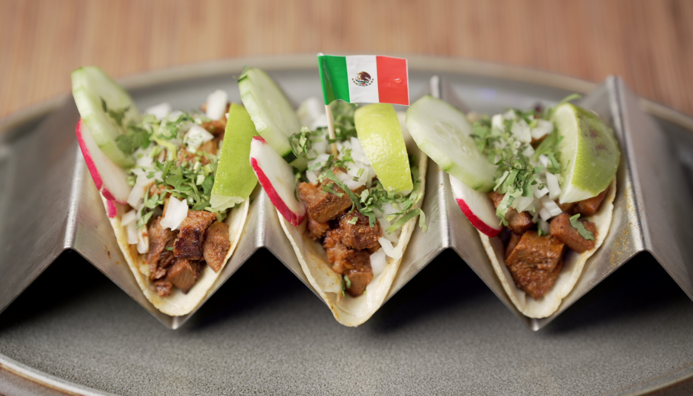 Mexican tacos : Lengua